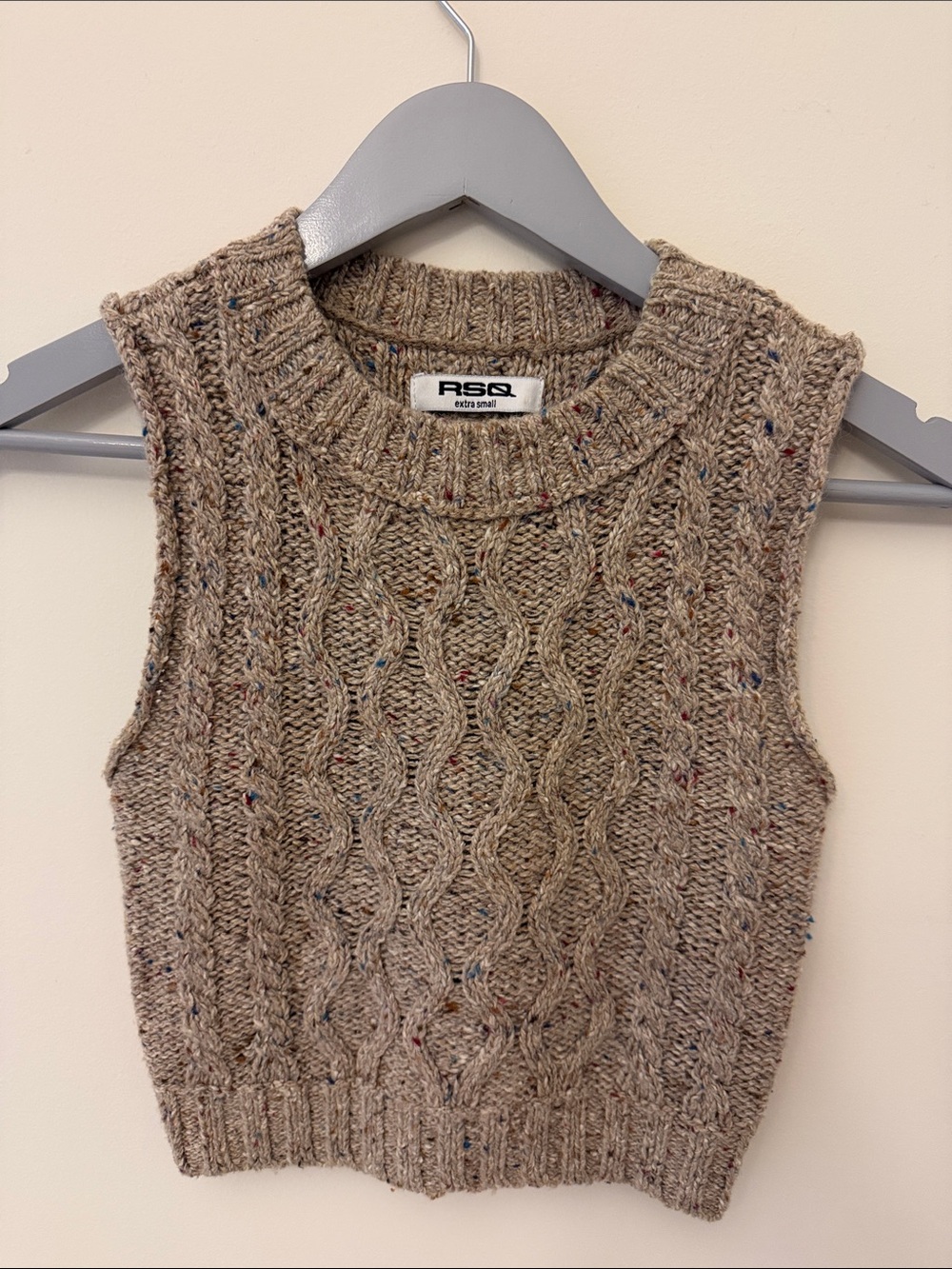 RSQ Taupe Speckled Cable Knit Sleeveless Sweater Vest